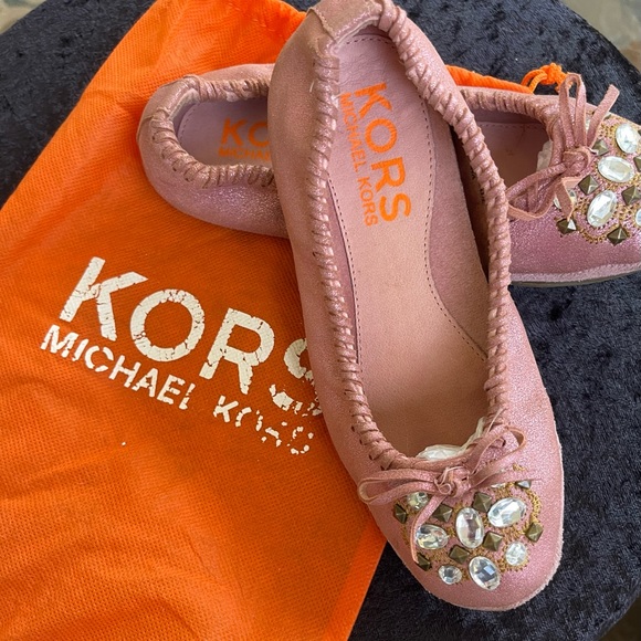 Kors Michael Kors pink slip on shoes - Picture 1 of 8
